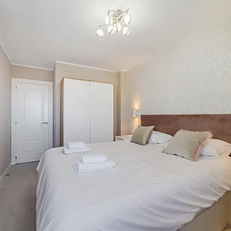 Playa Paraiso 2bdr Ocean View Terrace And Garage 阿德耶